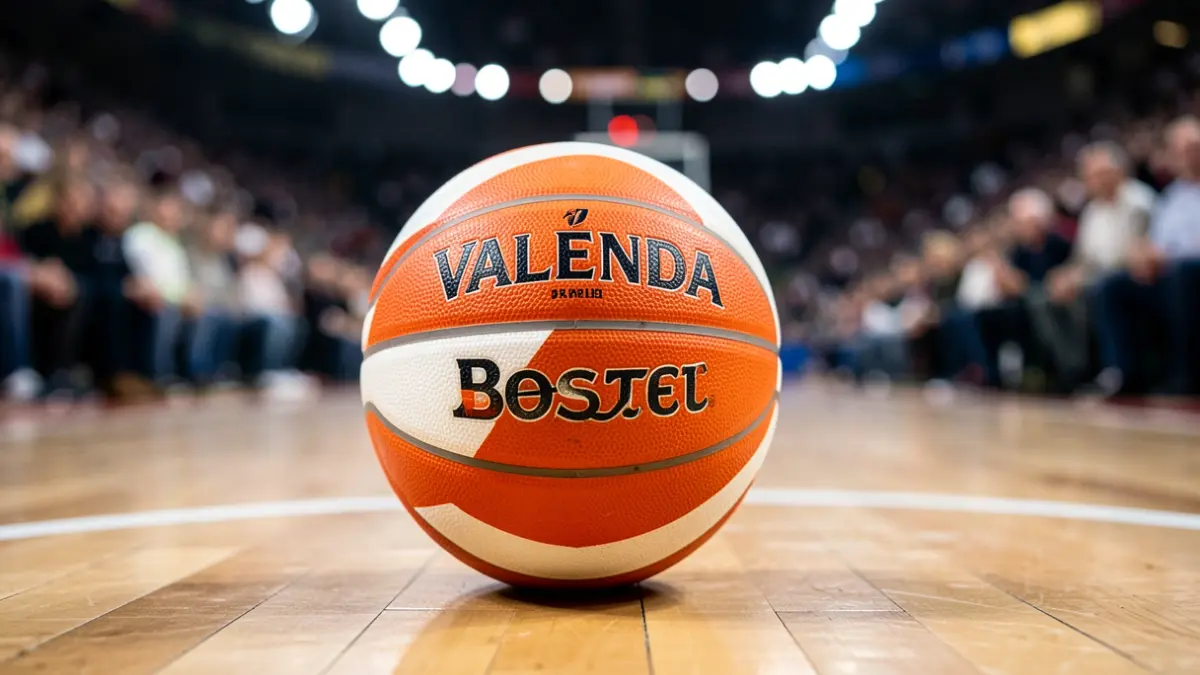 Imagen genérica de un balón de baloncesto con los colores del Valencia Basket.