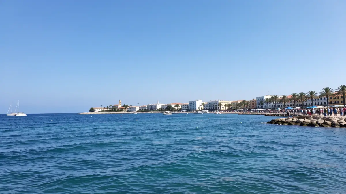 Generic image of clear sky and Mediterranean Sea in Santa Pola.