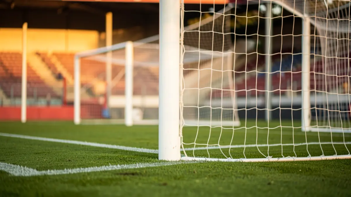 Imagen genérica de un campo de fútbol con portería.
