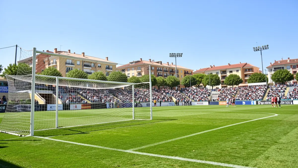 Imagen genérica de un campo de fútbol en la Comunitat Valenciana.
